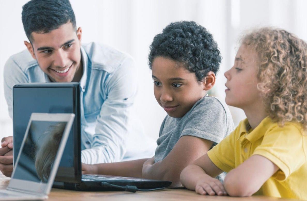 7 Internet Safety Tips for Kids that Parents Need to Know